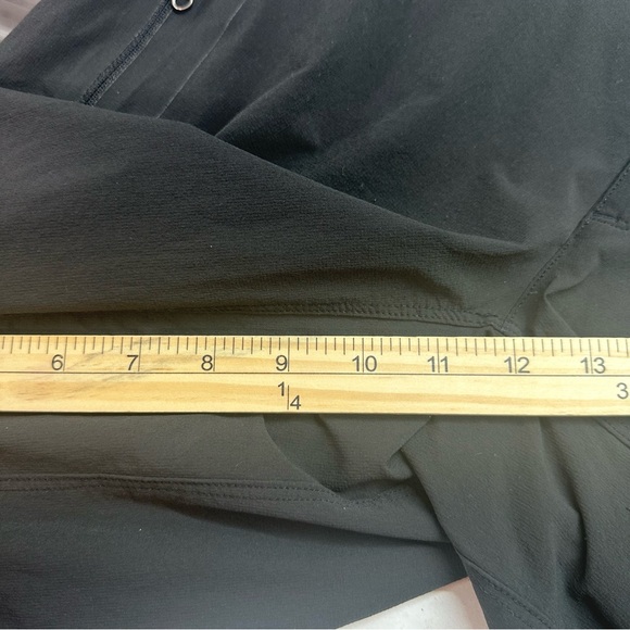 💸Sold💸 Outdoor Research REI Ferrosi Shorts Mens Black Sz 34 Hiking backpacking - Picture 11 of 13